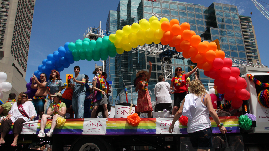 ジェンダーフリーであることもカナダの特徴。LGBTのビッグイベント「プライドトロント」では、ジャスティン・トルドー首相もパレードに参加した